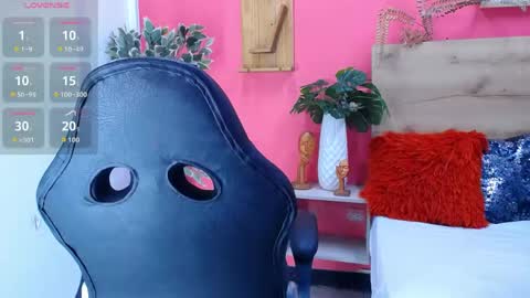 Snapshot of liahspencer chatting on 04/16/26, 07:03 lia online show from 04/16/26, 07:03