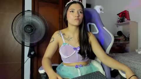 liajohnnson online show from 07/25/26, 04:54