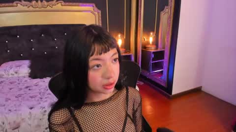 Snapshot of lialovet chatting on 05/15/26, 08:05 Lia lovet online show from 05/15/26, 08:05