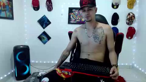 Snapshot of liam_andres12 chatting on 02/10/26, 09:19 Andres online show from 02/10/26, 09:19