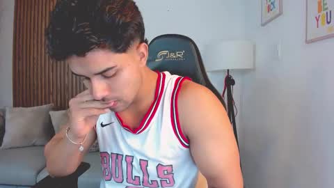 Liam Collins online show from 10/28/25, 11:36