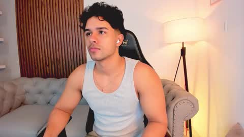 Liam Collins online show from 11/12/25, 11:54