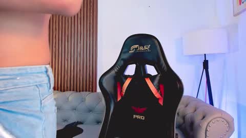 Liam Collins online show from 11/14/25, 11:53