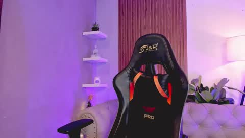 Liam Collins online show from 12/15/25, 11:47