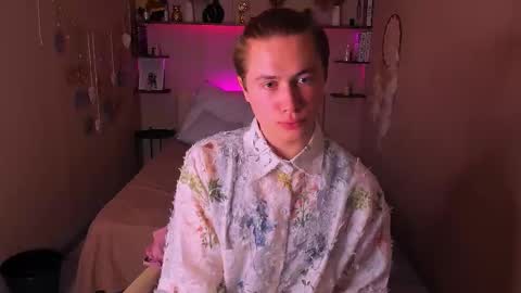 Liam online show from 11/13/25, 11:20