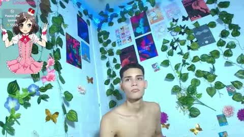 Snapshot of liam_honey18 chatting on 03/26/26, 02:28 liam_honey18 online show from 03/26/26, 02:28
