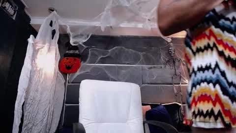 Liam online show from 11/03/25, 07:26