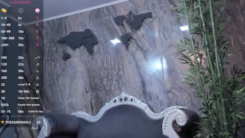 LIAM KLEIN online show from 12/14/24, 02:21