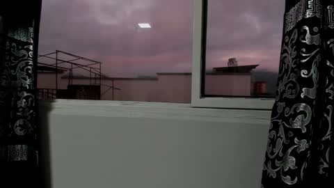 LIAM KLEIN online show from 12/16/24, 11:33