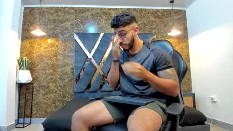 LIAM KLEIN online show from 09/23/25, 11:13