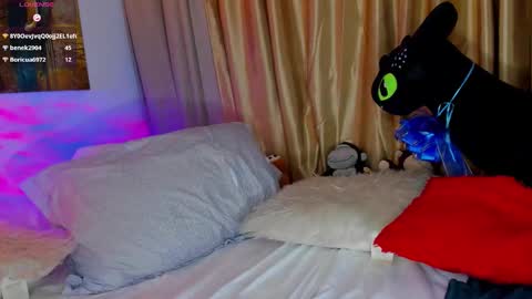 liam online show from 11/05/25, 02:33