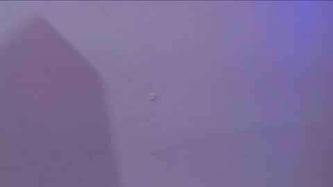 liam online show from 09/27/25, 12:21