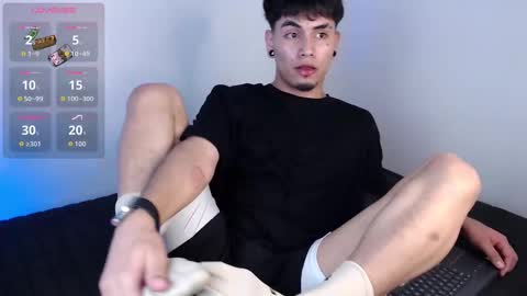 Snapshot of liam_ruiz_ chatting on 09/13/25, 04:56 Liam online show from 09/13/25, 04:56