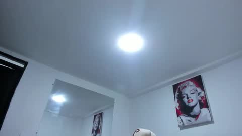 Snapshot of liam_saint chatting on 04/08/26, 12:05 Call me Lian online show from 04/08/26, 12:05
