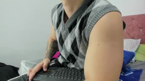 Snapshot of liam_saint chatting on 06/12/26, 12:15 Call me Lian online show from 06/12/26, 12:15