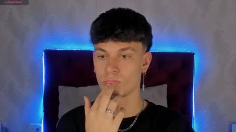 LIAM  online show from 12/24/24, 04:00