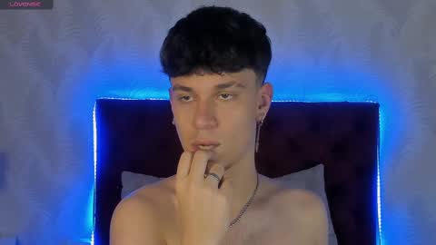 LIAM  online show from 12/24/24, 08:00