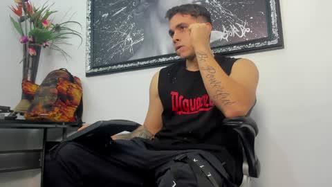 Liam online show from 12/28/24, 02:43