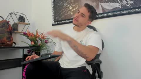 Liam online show from 01/27/25, 03:07