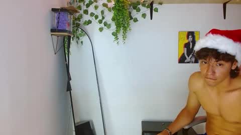 liamxul online show from 12/19/25, 06:37