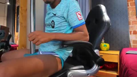 Snapshot of liambyrne chatting on 02/14/25, 10:14 Liam Byrne online show from 02/14/25, 10:14