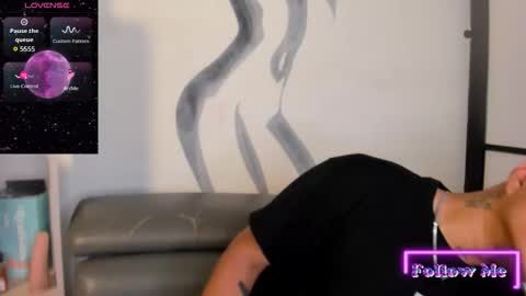 Snapshot of liamdeep_ chatting on 11/20/25, 08:41 LiamDeep online show from 11/20/25, 08:41