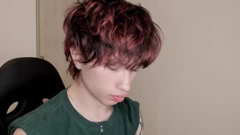 Snapshot of liamelf chatting on 02/14/26, 03:36 Liam online show from 02/14/26, 03:36