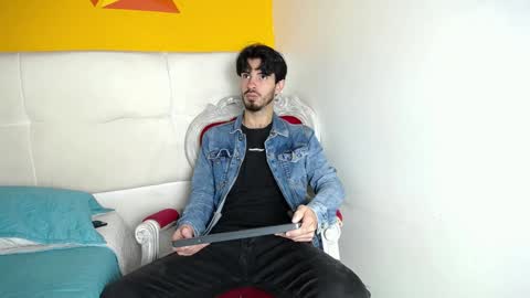 LiamLuxe online show from 12/13/24, 12:17