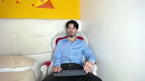 LiamLuxe online show from 12/20/24, 12:49