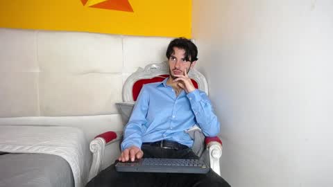 LiamLuxe online show from 01/08/25, 03:39