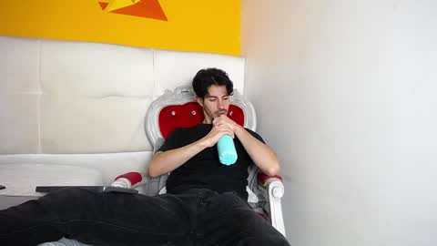 LiamLuxe online show from 01/14/25, 06:17