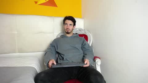 LiamLuxe online show from 01/15/25, 12:15