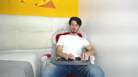 LiamLuxe online show from 01/17/25, 06:44