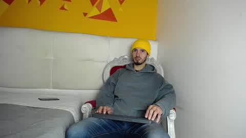 LiamLuxe online show from 01/21/25, 12:07