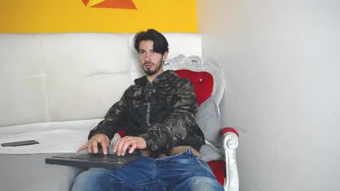 LiamLuxe online show from 01/27/25, 03:39