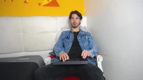 LiamLuxe online show from 02/24/25, 12:26