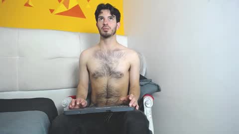 LiamLuxe online show from 03/05/25, 05:39