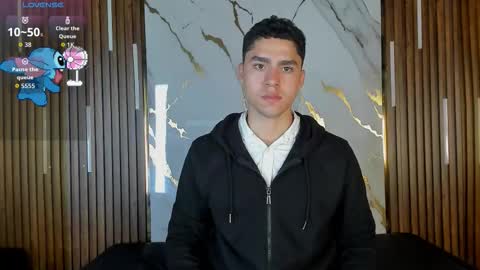 Snapshot of liamnovak chatting on 11/20/25, 11:54 Liam online show from 11/20/25, 11:54