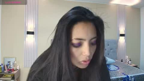 Snapshot of liamonroee_ chatting on 09/29/25, 11:37 L I A M O N R O E online show from 09/29/25, 11:37