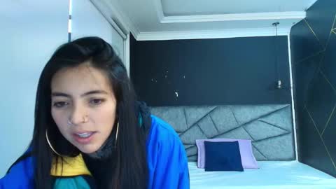 Snapshot of liamonroee_ chatting on 11/16/25, 12:22 L I A M O N R O E online show from 11/16/25, 12:22