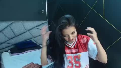 Snapshot of liamonroee_ chatting on 12/02/25, 11:59 L I A M O N R O E online show from 12/02/25, 11:59