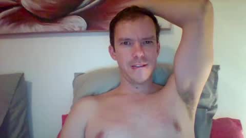 Snapshot of liamrosezn chatting on 12/02/24, 07:38 LiamRose online show from 12/02/24, 07:38