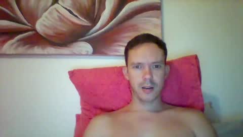 Snapshot of liamrosezn chatting on 12/17/24, 07:15 LiamRose online show from 12/17/24, 07:15