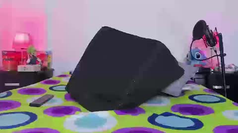 Snapshot of liamtrevor chatting on 09/23/25, 10:13 liamtrevor online show from 09/23/25, 10:13