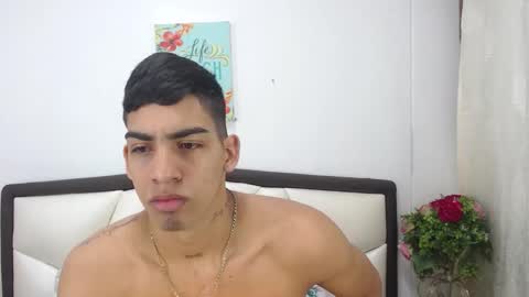 Snapshot of liamwyat chatting on 12/03/25, 11:30 L I A M online show from 12/03/25, 11:30