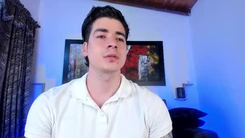 liamwyatt_ online show from 11/23/25, 03:28