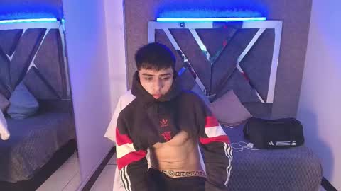 lian online show from 09/12/25, 05:51