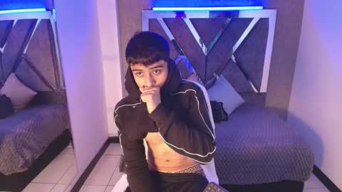 lian online show from 09/17/25, 05:09