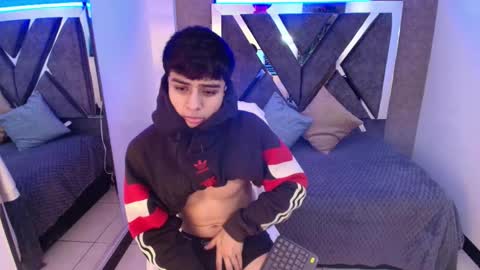 lian online show from 10/28/25, 05:11