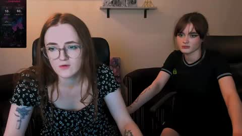 Snapshot of liana_kisses chatting on 12/07/24, 02:31 Little Liana online show from 12/07/24, 02:31